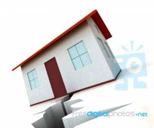 house-on-crack-shows-housing-market-decline-100123090