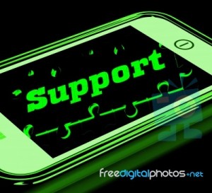support-on-smartphone-shows-service-instructions-100128897